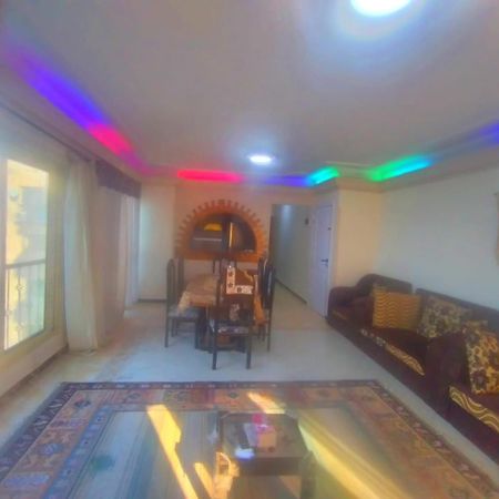 אלכסנדריה Panoramic Sea View Zamzm Flat Miami Family شقة فندقية زمزم بانورما بشاطئ ميامي - الاسكندرية صف اول مباشر علي بحر - عائلات فقط מראה חיצוני תמונה