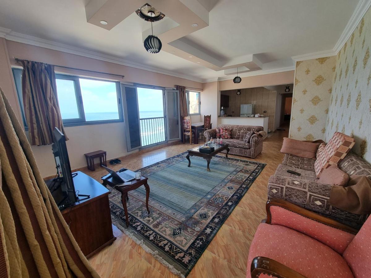 אלכסנדריה Panoramic Sea View Zamzm Flat Miami Family شقة فندقية زمزم بانورما بشاطئ ميامي - الاسكندرية صف اول مباشر علي بحر - عائلات فقط מראה חיצוני תמונה