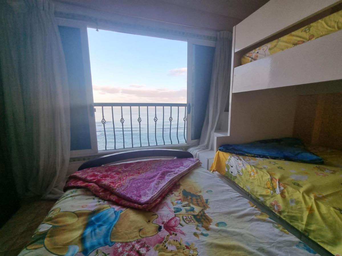 אלכסנדריה Panoramic Sea View Zamzm Flat Miami Family شقة فندقية زمزم بانورما بشاطئ ميامي - الاسكندرية صف اول مباشر علي بحر - عائلات فقط מראה חיצוני תמונה