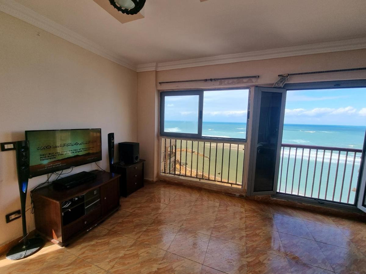אלכסנדריה Panoramic Sea View Zamzm Flat Miami Family شقة فندقية زمزم بانورما بشاطئ ميامي - الاسكندرية صف اول مباشر علي بحر - عائلات فقط מראה חיצוני תמונה