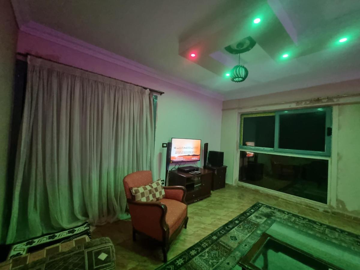 אלכסנדריה Panoramic Sea View Zamzm Flat Miami Family شقة فندقية زمزم بانورما بشاطئ ميامي - الاسكندرية صف اول مباشر علي بحر - عائلات فقط מראה חיצוני תמונה