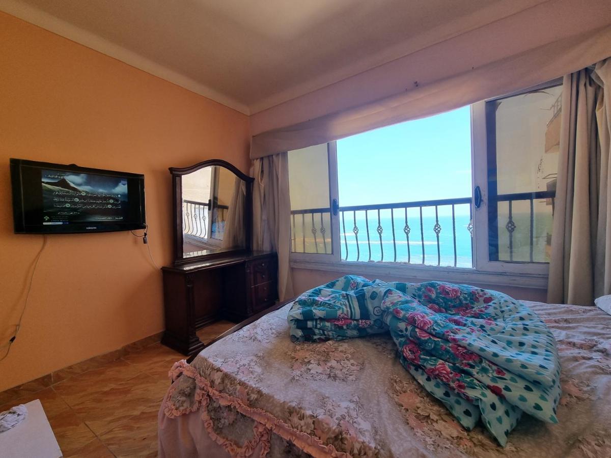 אלכסנדריה Panoramic Sea View Zamzm Flat Miami Family شقة فندقية زمزم بانورما بشاطئ ميامي - الاسكندرية صف اول مباشر علي بحر - عائلات فقط מראה חיצוני תמונה